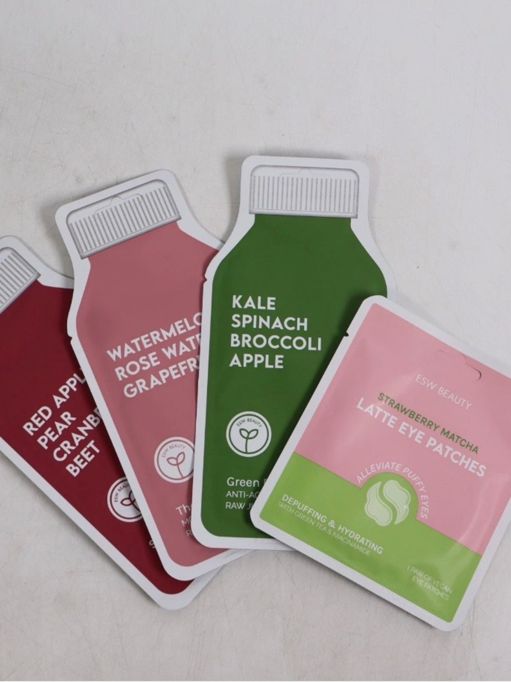 Bundle of 4 -ESW Beauty Korean Peppermint Glow Face Mask Set, New In Box.